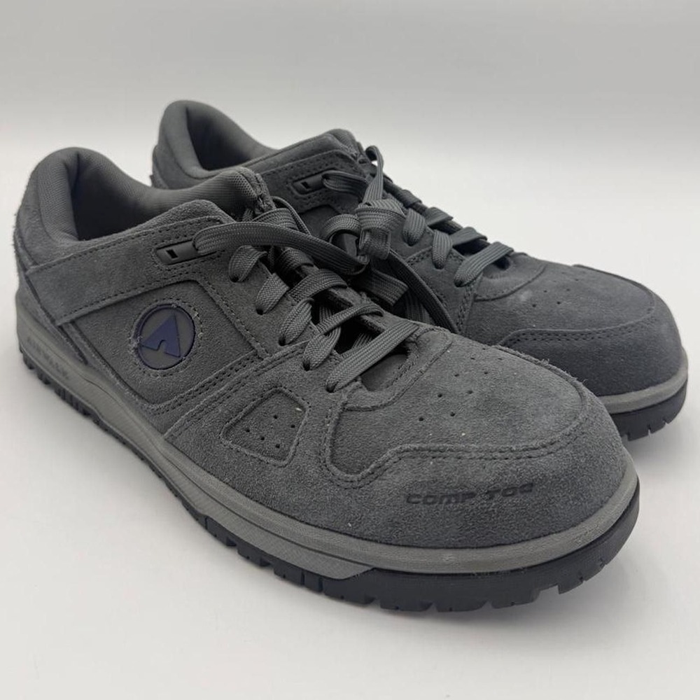 Mens size 12 Airwalk gray suede sneakers